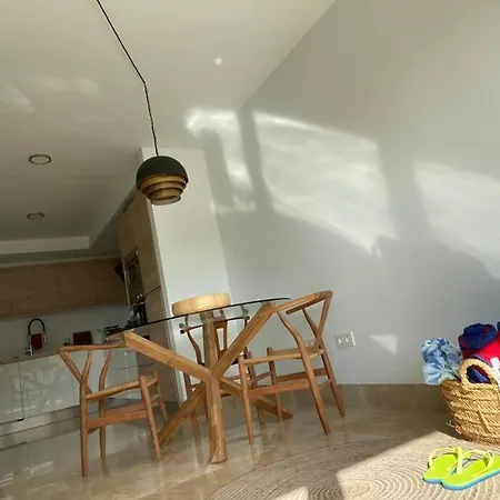 Amazing Luxury Seafront Near Golf & Ocean *