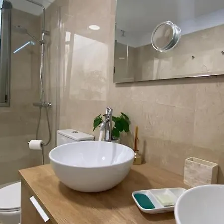 Amazing Luxury Seafront Near Golf & Ocean