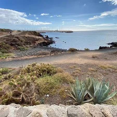 Amazing Luxury Seafront Near Golf & Ocean